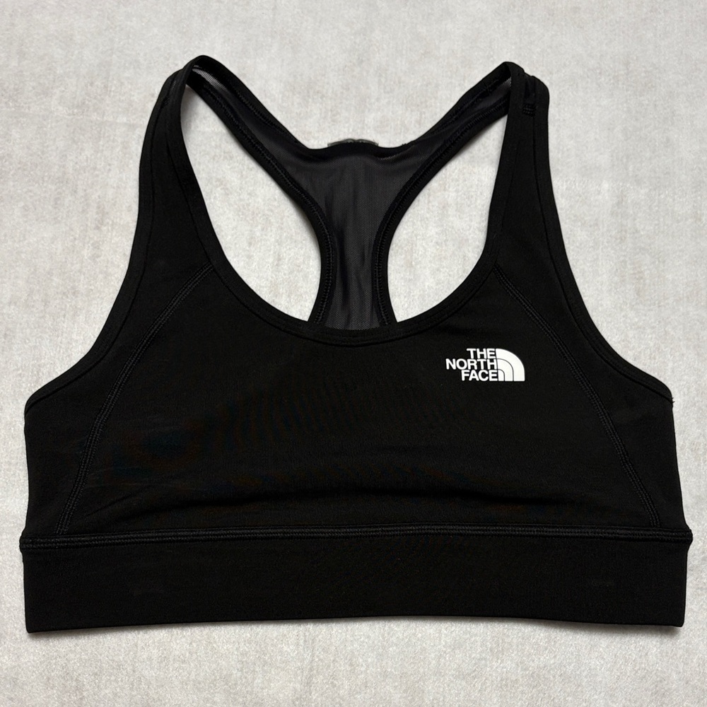 The North Face Women's Black Sports Bra no tag measures small
